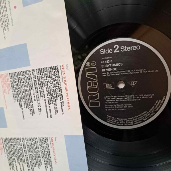 Eurythmics – Revenge - Disc VINIL LP VG - imagine 2