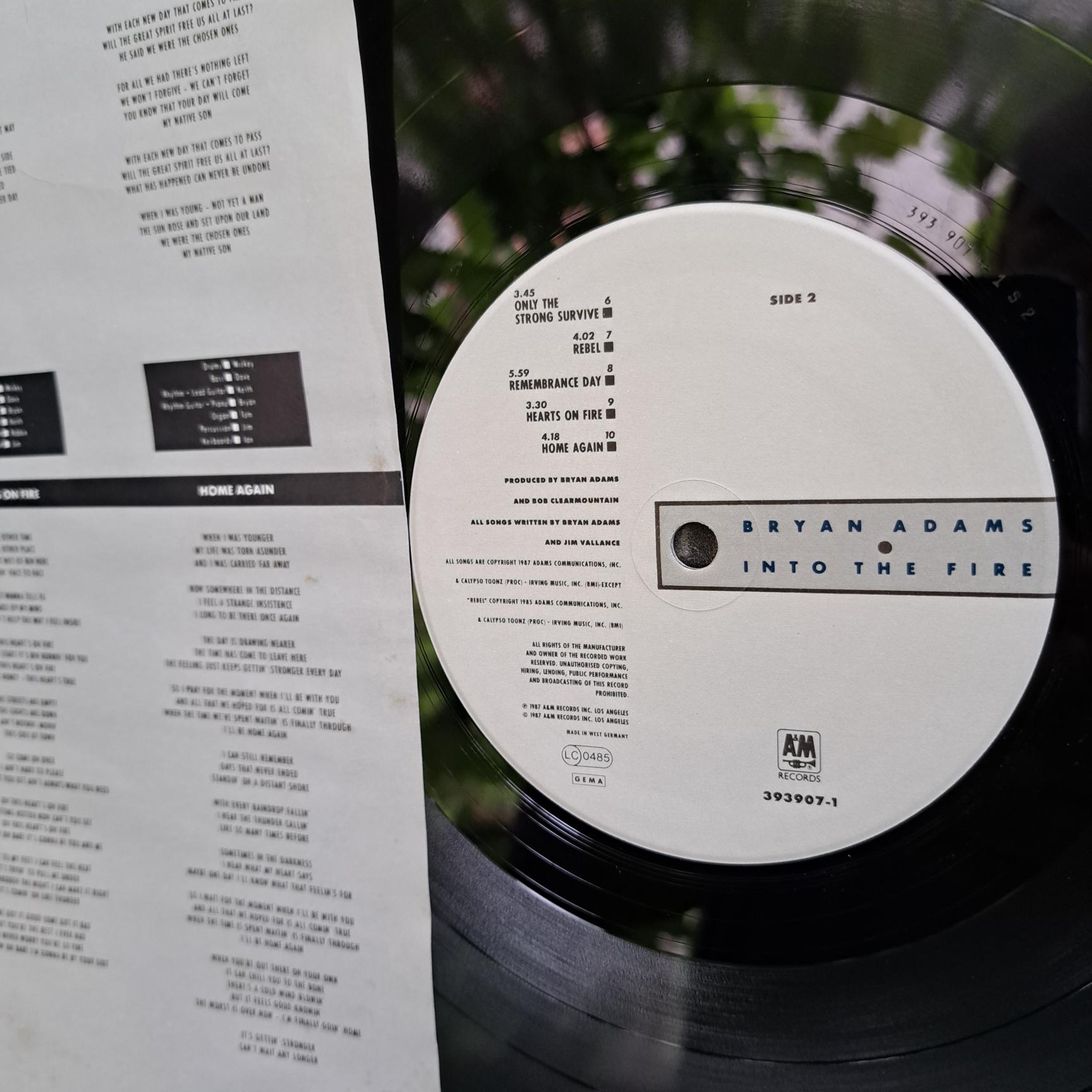 Bryan Adams – Into The Fire – Disc Vinil LP VG VG+ - imagine 2