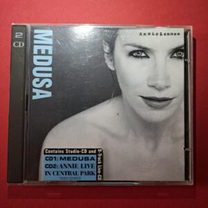 Annie Lennox – Medusa + Live In Central Park
